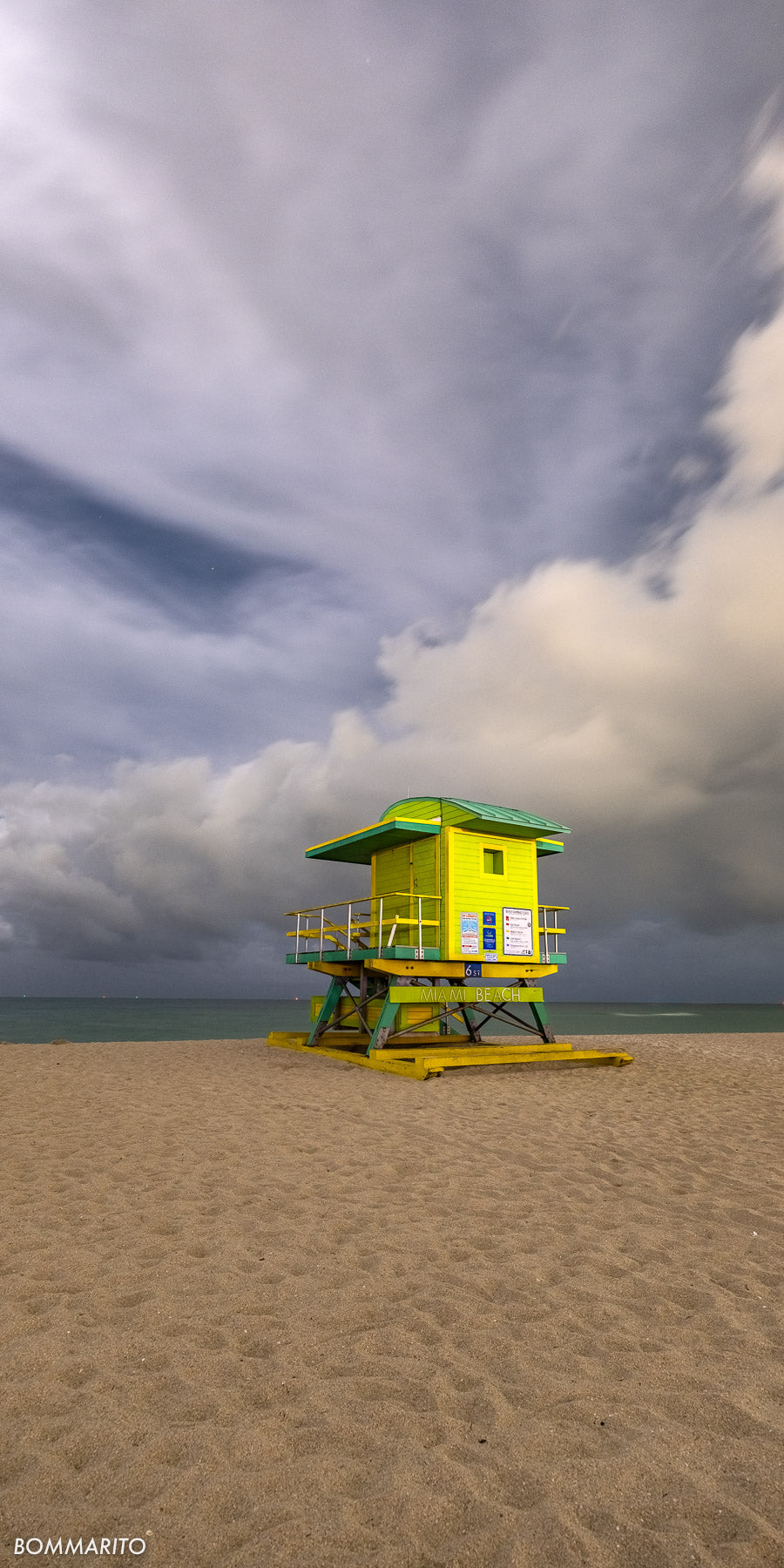 Lifeguard Tower Glow