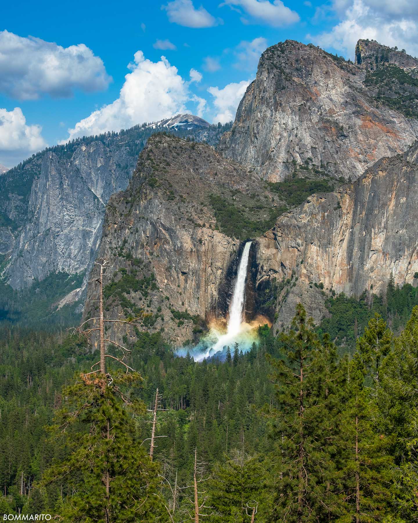 Yosemite's Mist Bow