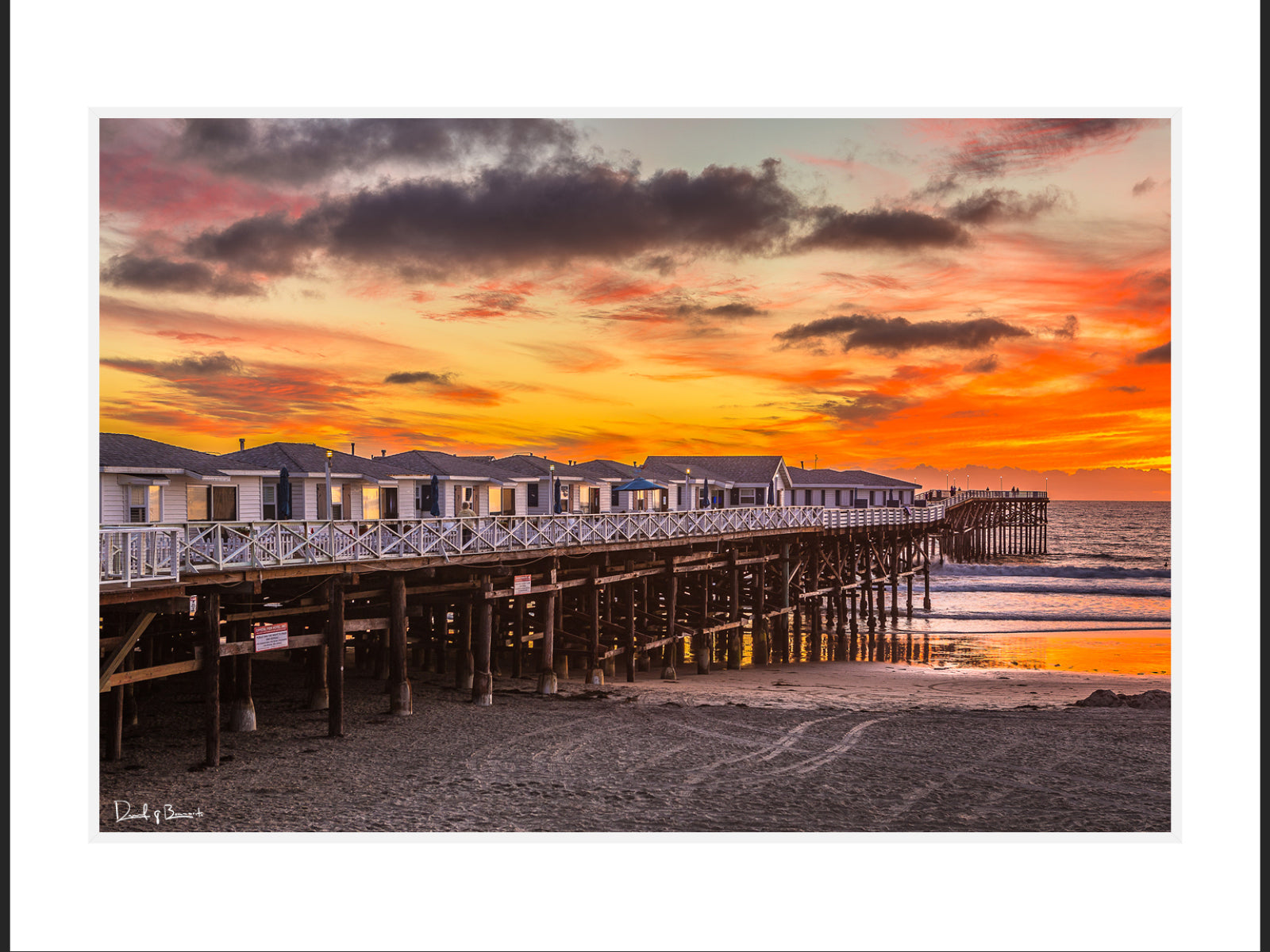 Crystal Pier Cottages