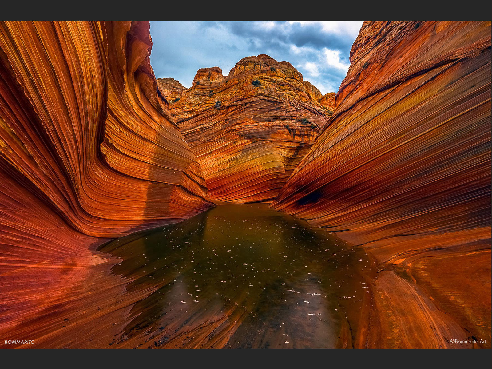 Entrance to the Wave